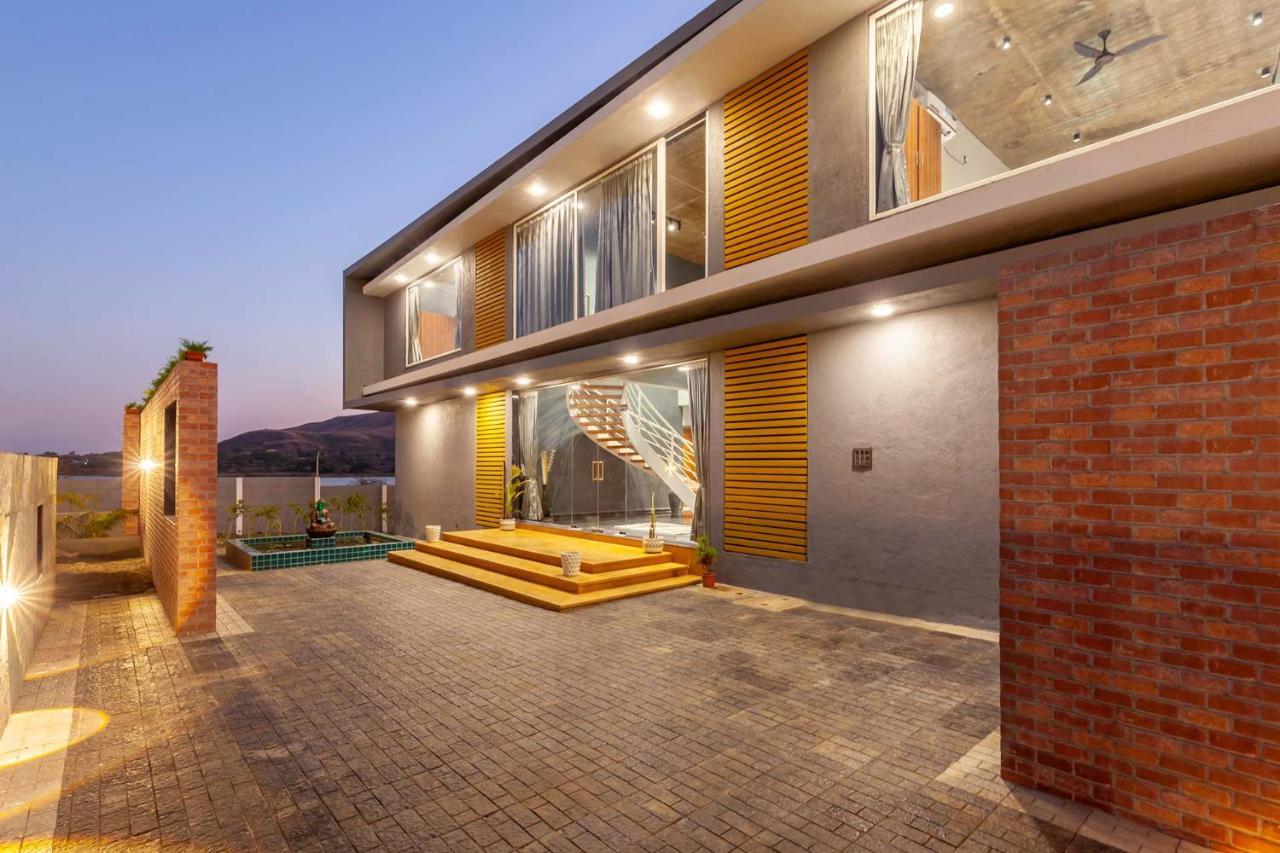 Stayvista'S Bellisimo Panorama - Lakeside Oasis With Infinity Pool, Modern Interiors, Open-To-Sky Bathtub, And Lush Green Lawn Нашик Екстер'єр фото